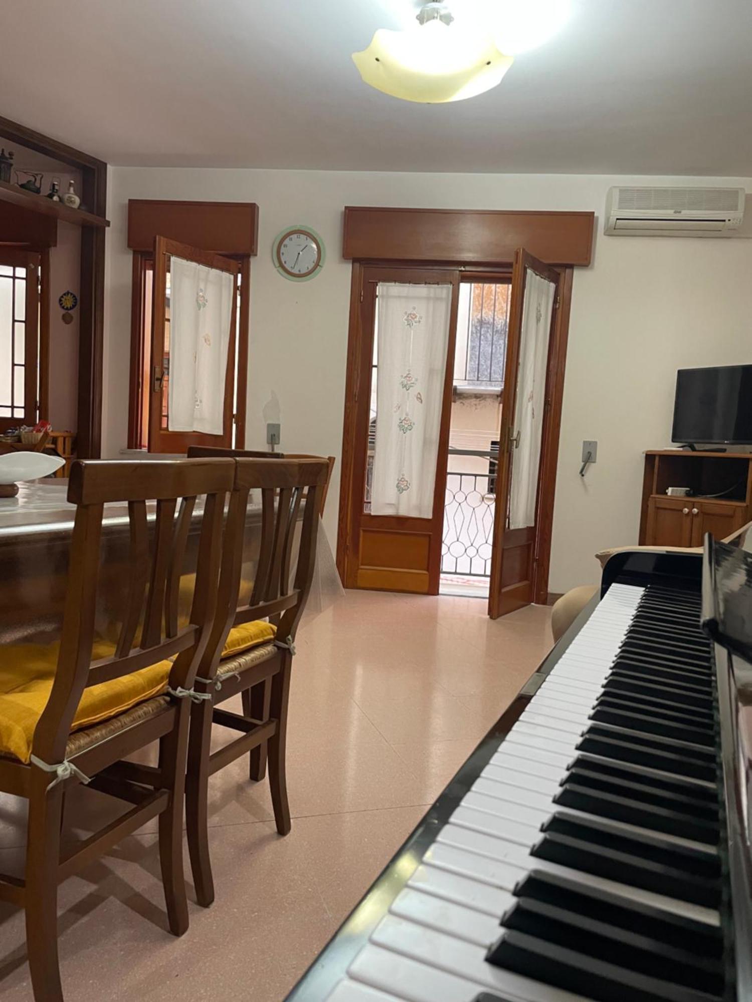 卡斯特布奥诺La Casa Nel Cortile公寓 外观 照片
